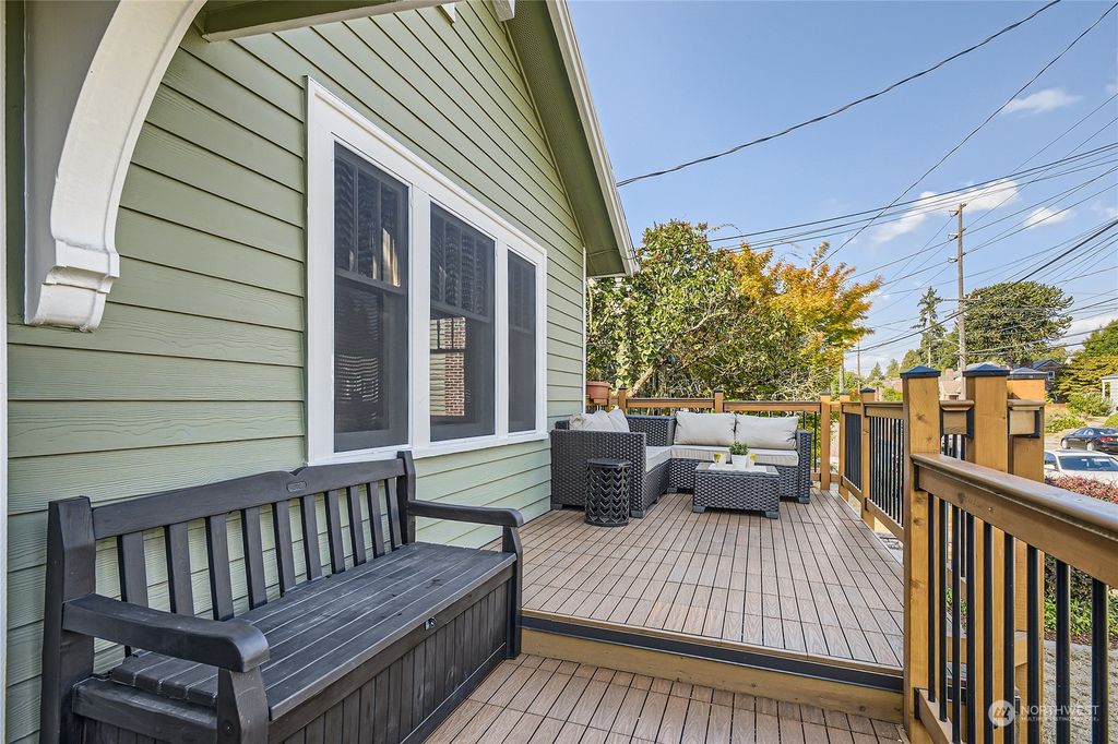 Photo of 8907 5th Avenue NE, Seattle, WA 98115 (MLS # 2155499)