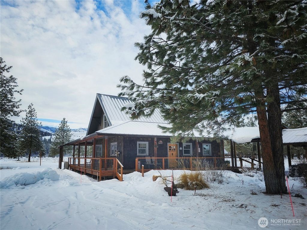 Photo of 20 Pleasant View Drive, Winthrop, WA 98862 (MLS # 2500483)