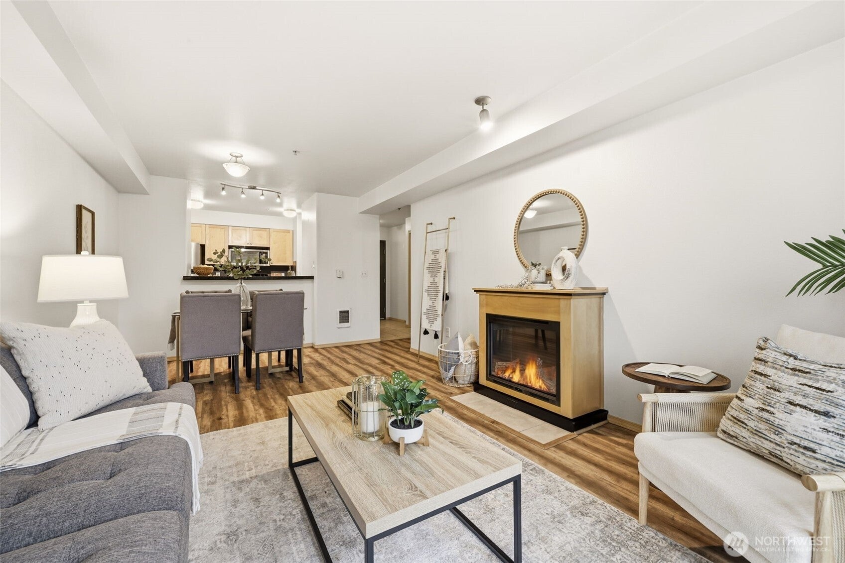 9057 Greenwood Avenue N 102