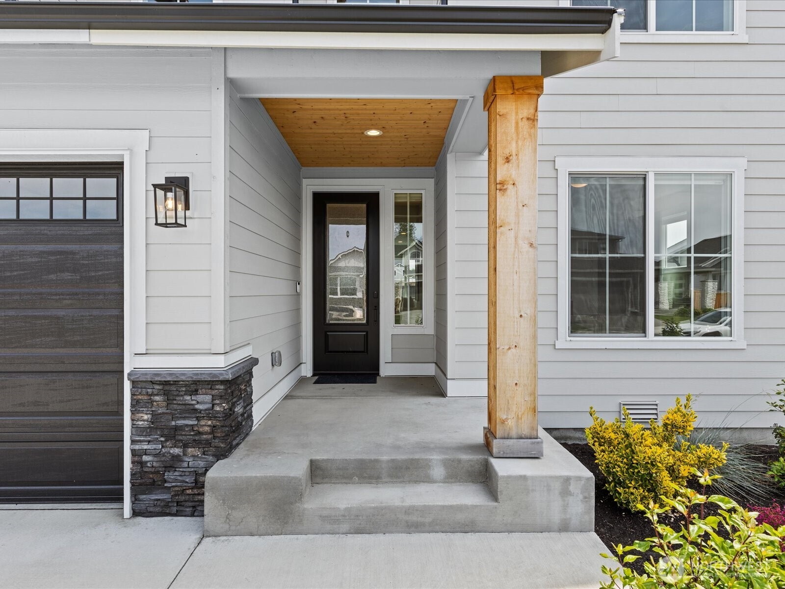 1089 Lindenberger Lane