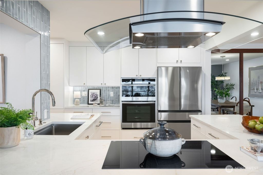 Photo of 2565 Dexter Avenue N #501, Seattle, WA 98109 (MLS # 2351620)