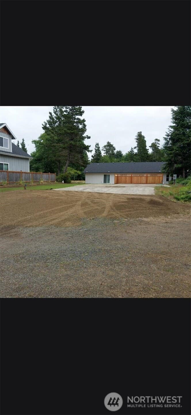 Photo of 30506 N Place PL, Ocean Park, WA 98640 (MLS # 2557421)