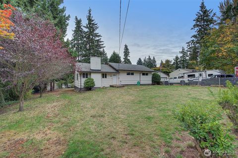 Photo of 35814 11th Avenue SW, Federal Way, WA 98023 (MLS # 2448335) Photo of 35814 11th Avenue SW, Federal Way, WA 98023 (MLS # 2448335)
