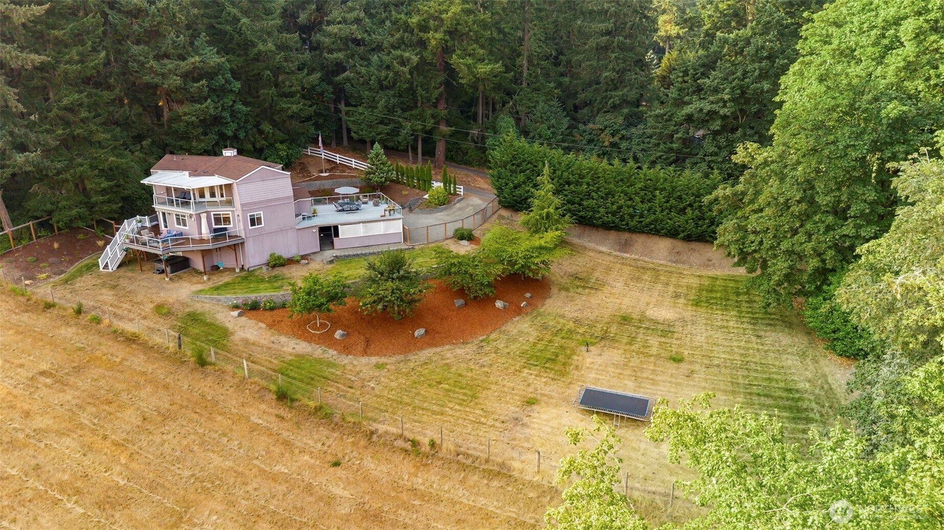888 Leschi Way