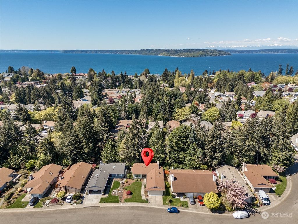 Photo of 24447 13th Avenue S, Des Moines, WA 98198 (MLS # 2231868)