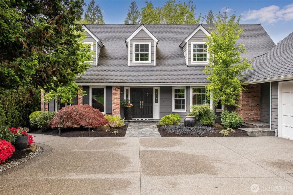 Photo of 14115 205th Avenue NE, Woodinville, WA 98077 (MLS # 2366527)