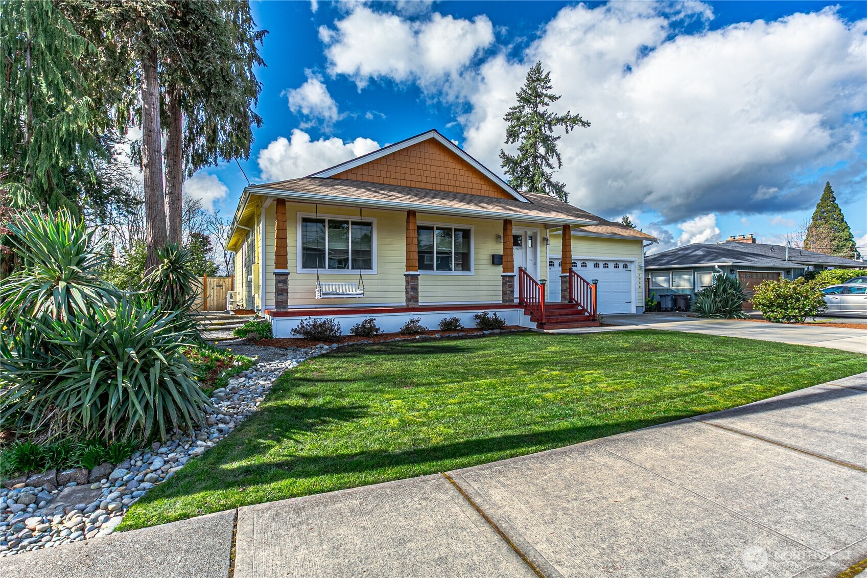 1930 Westridge Avenue W