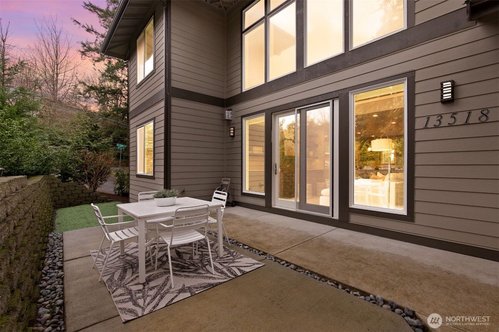 Photo of 13518 3rd Avenue NE, Seattle, WA 98125 (MLS # 2339714)