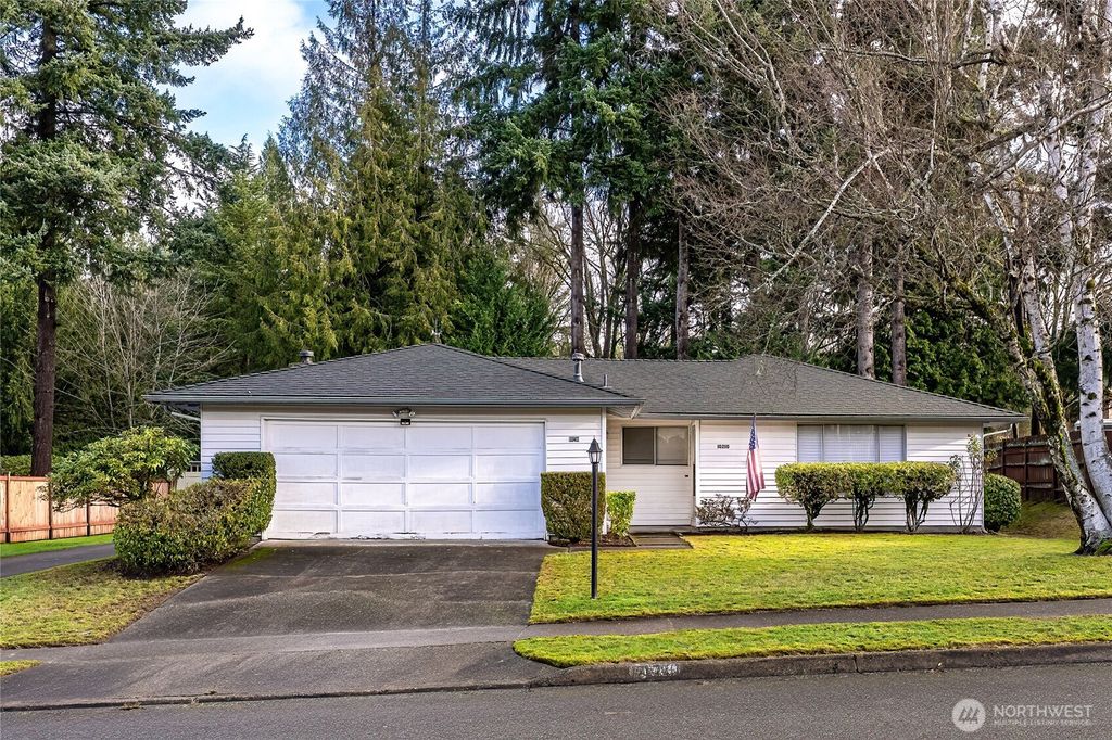 Photo of 10210 163rd Avenue NE, Redmond, WA 98052 (MLS # 2463023)
