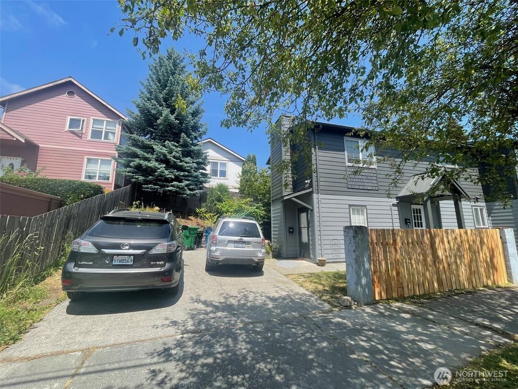 Photo of 933 29th Avenue S, Seattle, WA 98144 (MLS # 2386314)