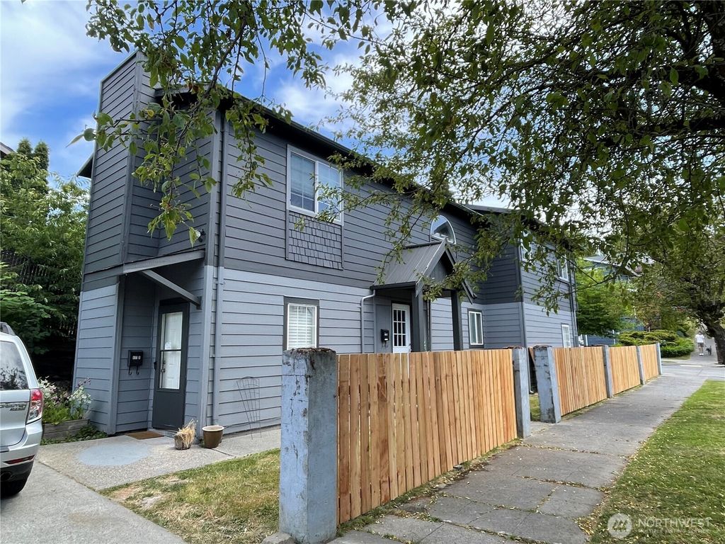 Photo of 933 29th Avenue S, Seattle, WA 98144 (MLS # 2386314)