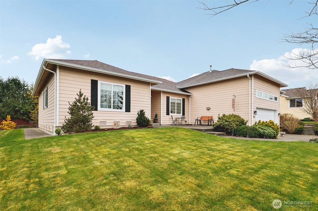 Photo of 16989 Sockeye Drive, Mount Vernon, WA 98274 (MLS # 2497442)