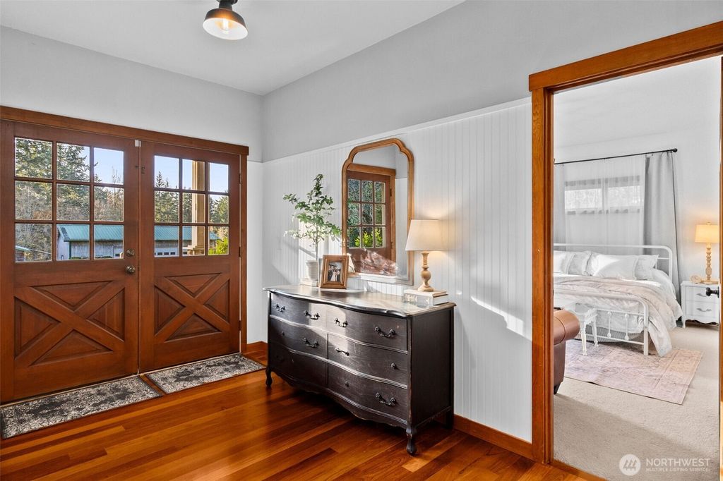 Photo of 8733 Johnson Point Road NE, Olympia, WA 98516 (MLS # 2487799)