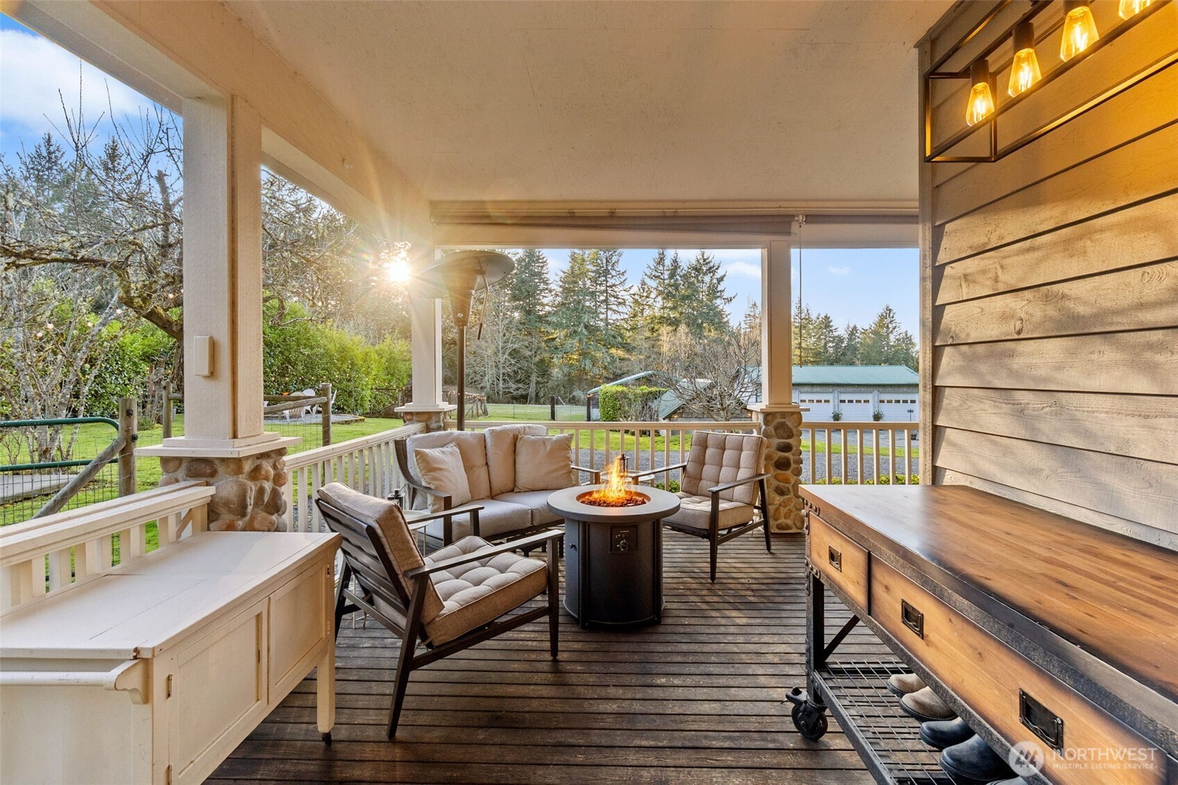 8733 Johnson Point Road NE