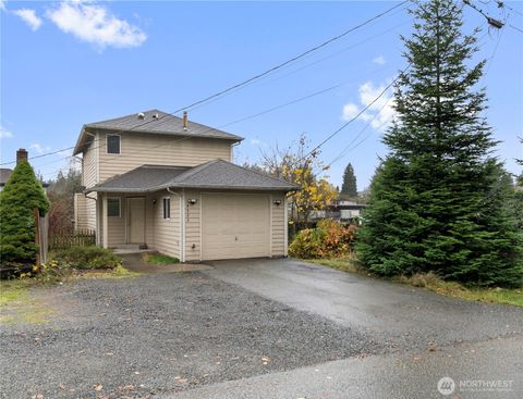 Photo of 4733 Carlton Road, Everett, WA 98203 (MLS # 2453558)