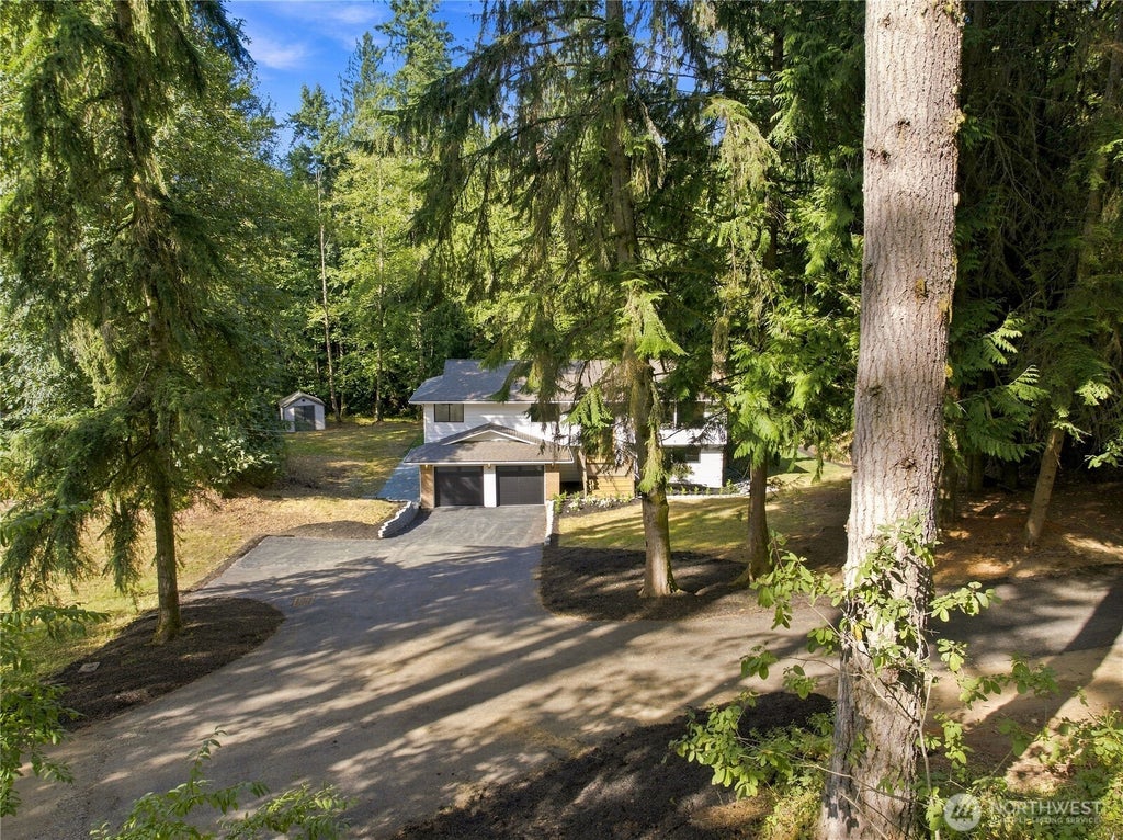 Photo of 21924 NE 164th St ST, Woodinville, WA 98077 (MLS # 2575735)