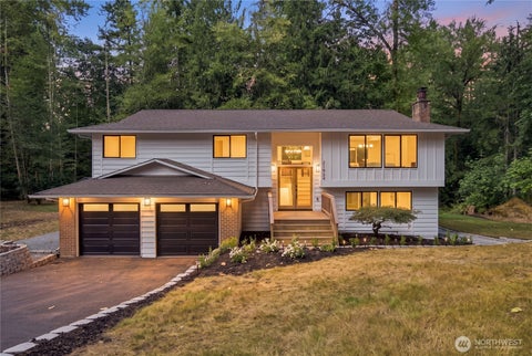 Photo of 21924 NE 164th St ST, Woodinville, WA 98077 (MLS # 2575735)