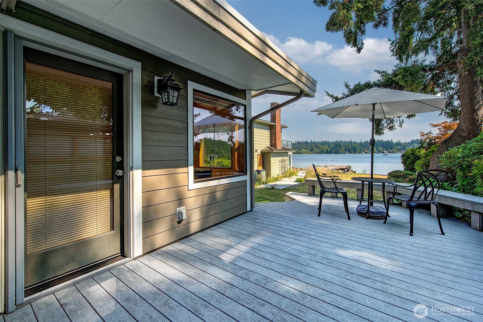 9003 NE Juanita Lane