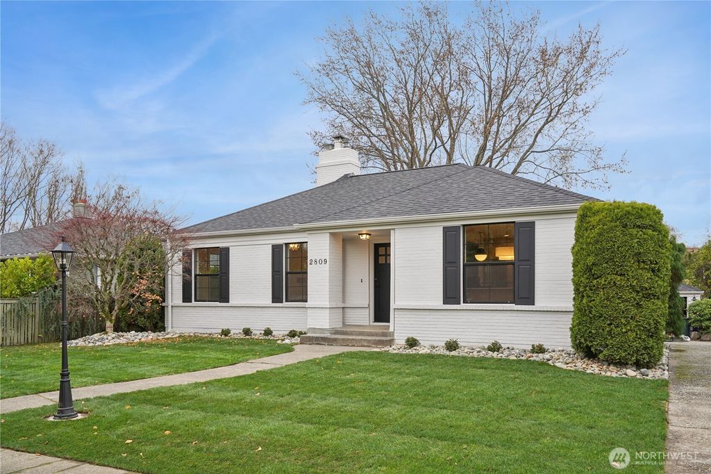 Photo of 2809 40th Avenue W, Seattle, WA 98199 (MLS # 2459734)