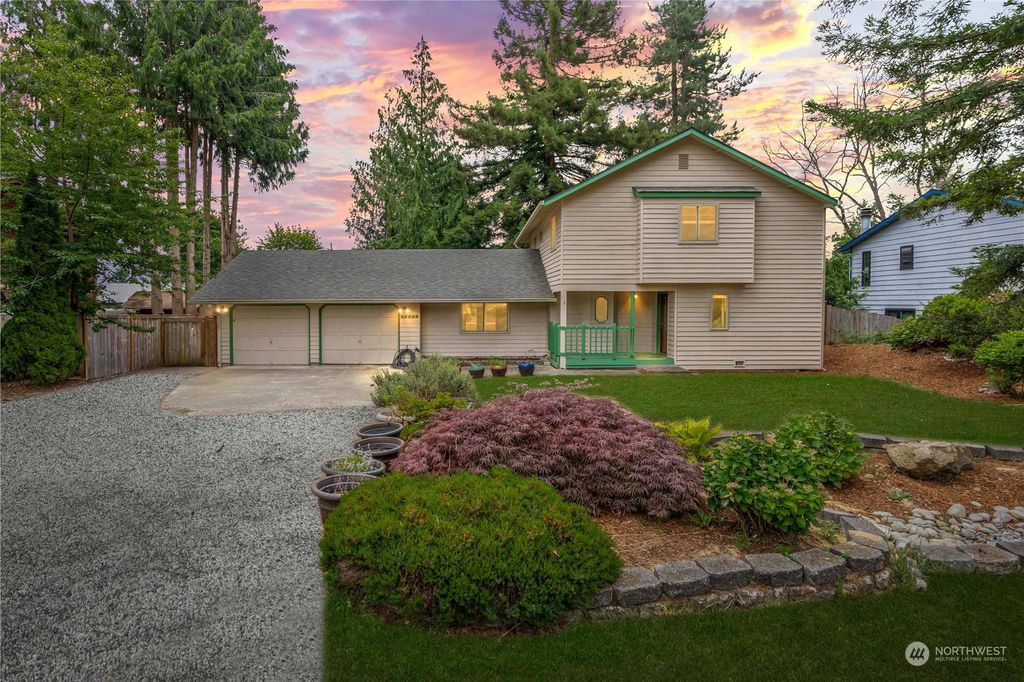 Photo of 22029 SE 269th Street, Maple Valley, WA 98038 (MLS # 2136973)