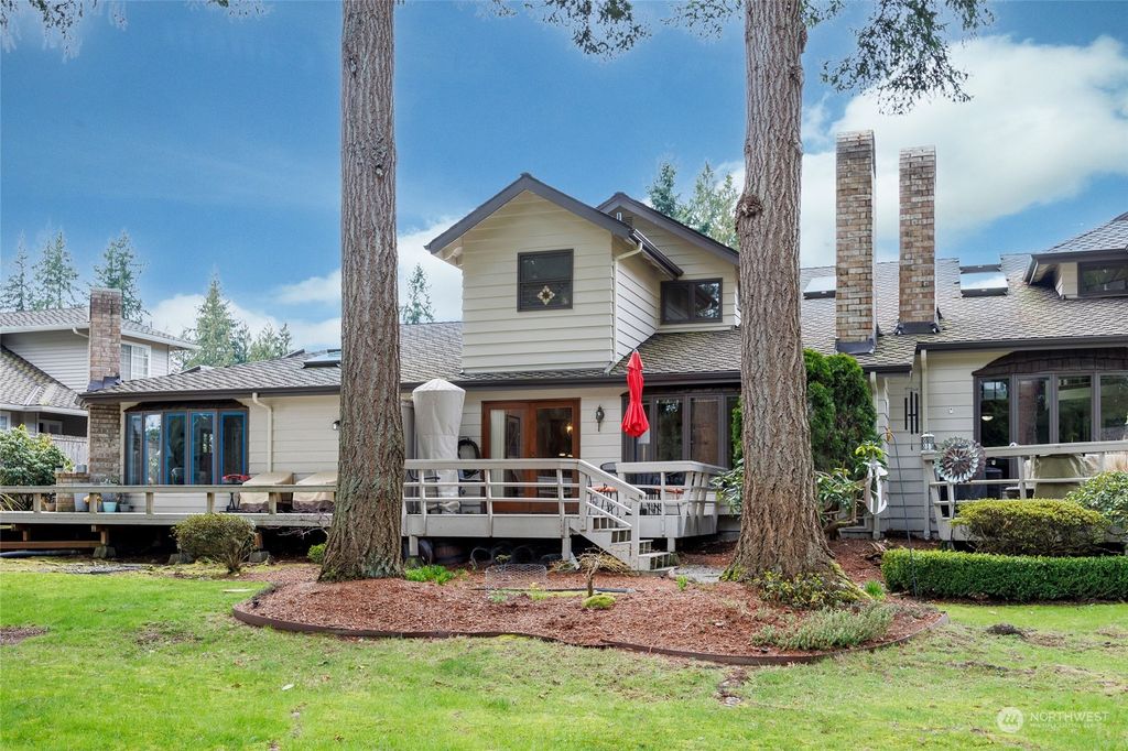 Photo of 1923 Mill Fern Drive SE #5-3, Mill Creek, WA 98012 (MLS # 2207014)