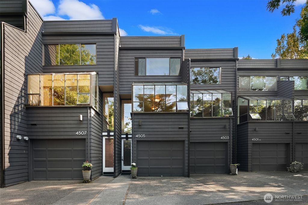 Photo of 4505 NE 55th Street, Seattle, WA 98105 (MLS # 2421165)