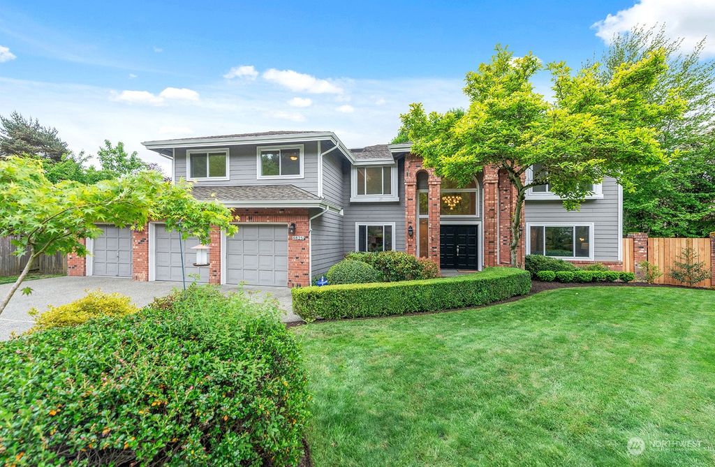 Photo of 4825 118th Avenue NE, Kirkland, WA 98033 (MLS # 2239603)