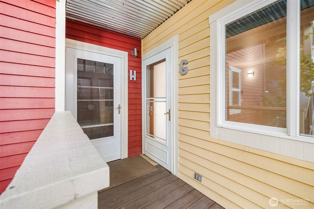 Photo of 2400 E Howell Street #G, Seattle, WA 98122 (MLS # 2437221)