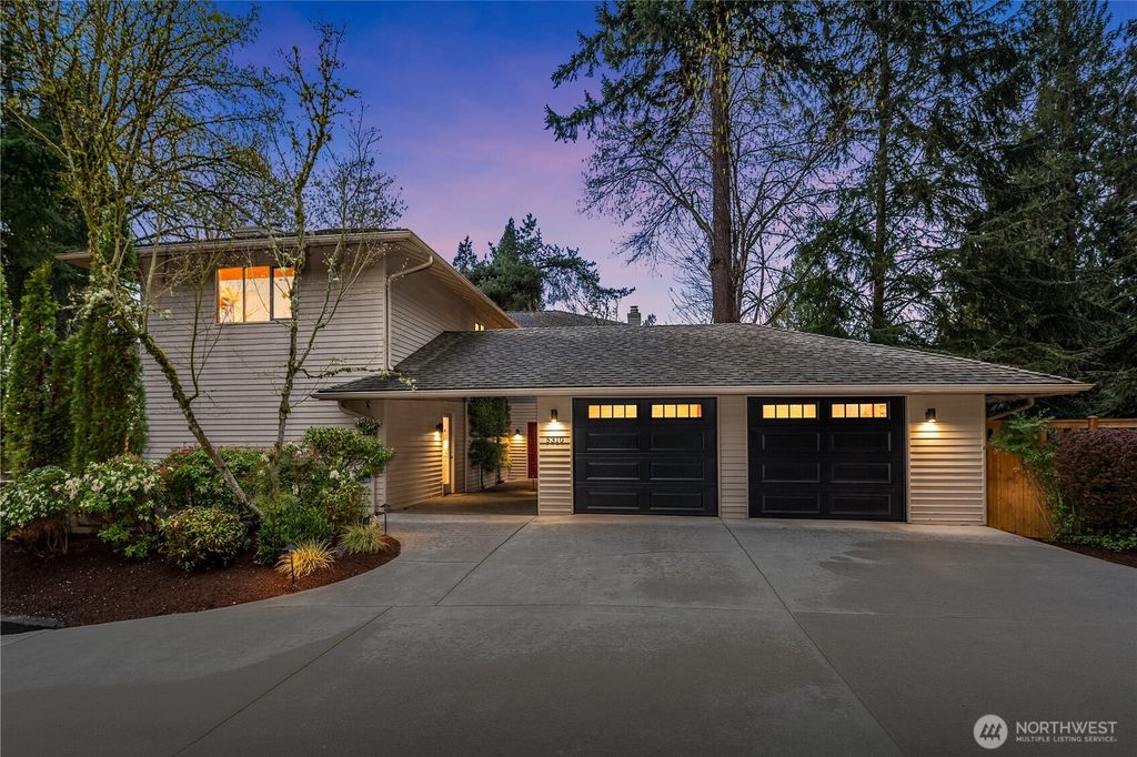 Photo of 5310 W Mercer Way, Mercer Island, WA 98040 (MLS # 2374752)