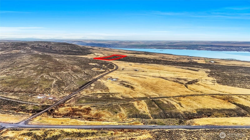 1 Banks Lake View Road NE