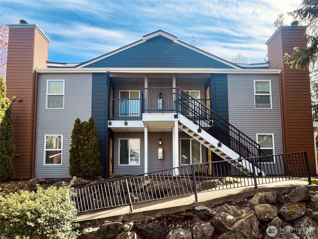 Photo of 2613 S 272nd Street #21, Kent, WA 98032 (MLS # 2482043)