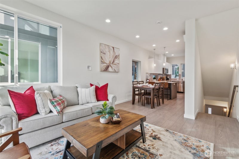 3410 15th Avenue W B