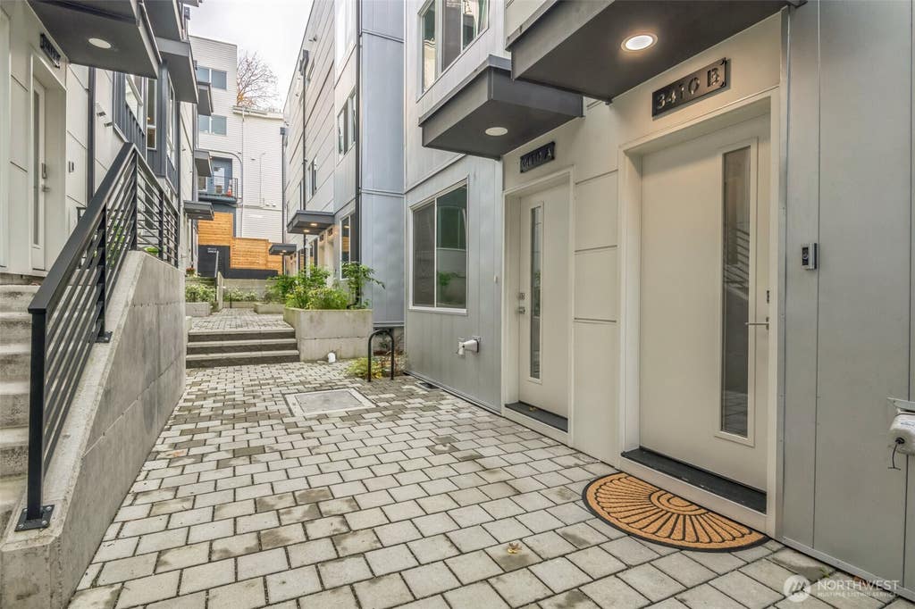 Photo of 3410 15th Avenue W #B, Seattle, WA 98119 (MLS # 2565151)