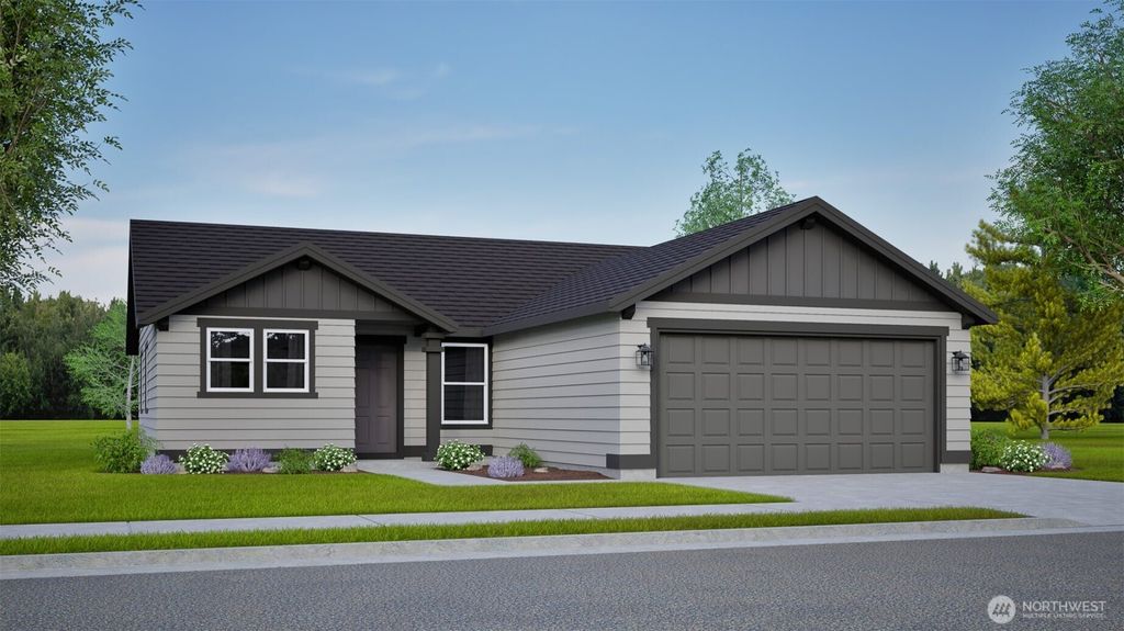 Photo of 1311 W Montclair Street, Moses Lake, WA 98837 (MLS # 2529231)
