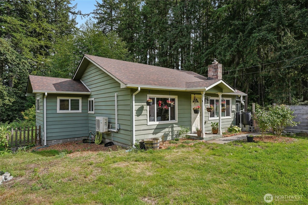 Photo of 6605 Sidney Road SW, Port Orchard, WA 98367 (MLS # 2574627)