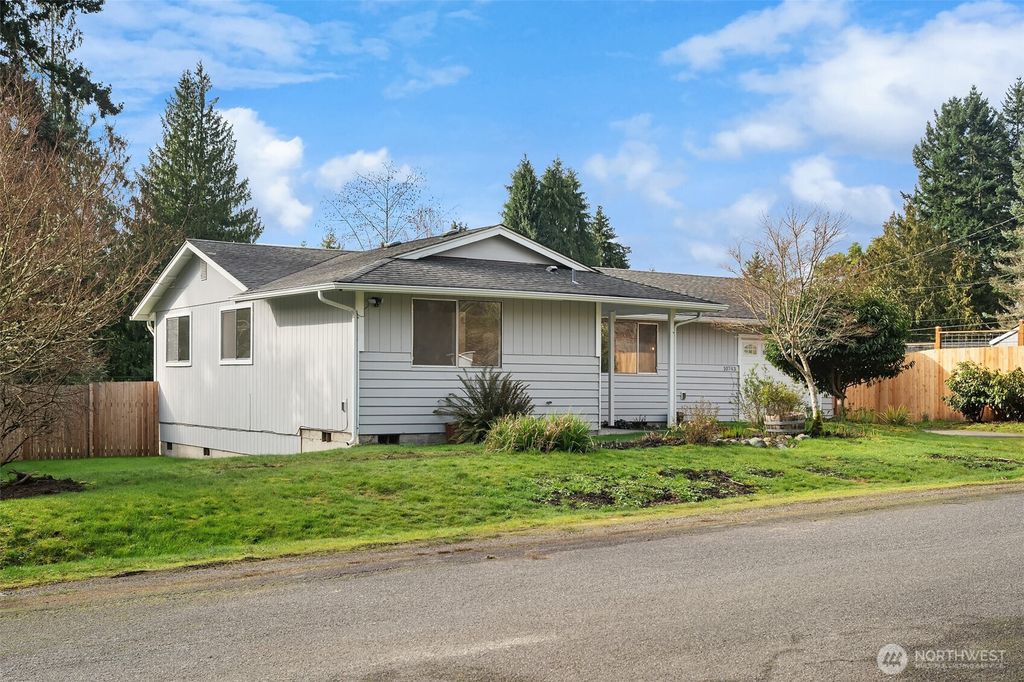 Photo of 10743 SW Cowan Road, Vashon, WA 98070 (MLS # 2479295)
