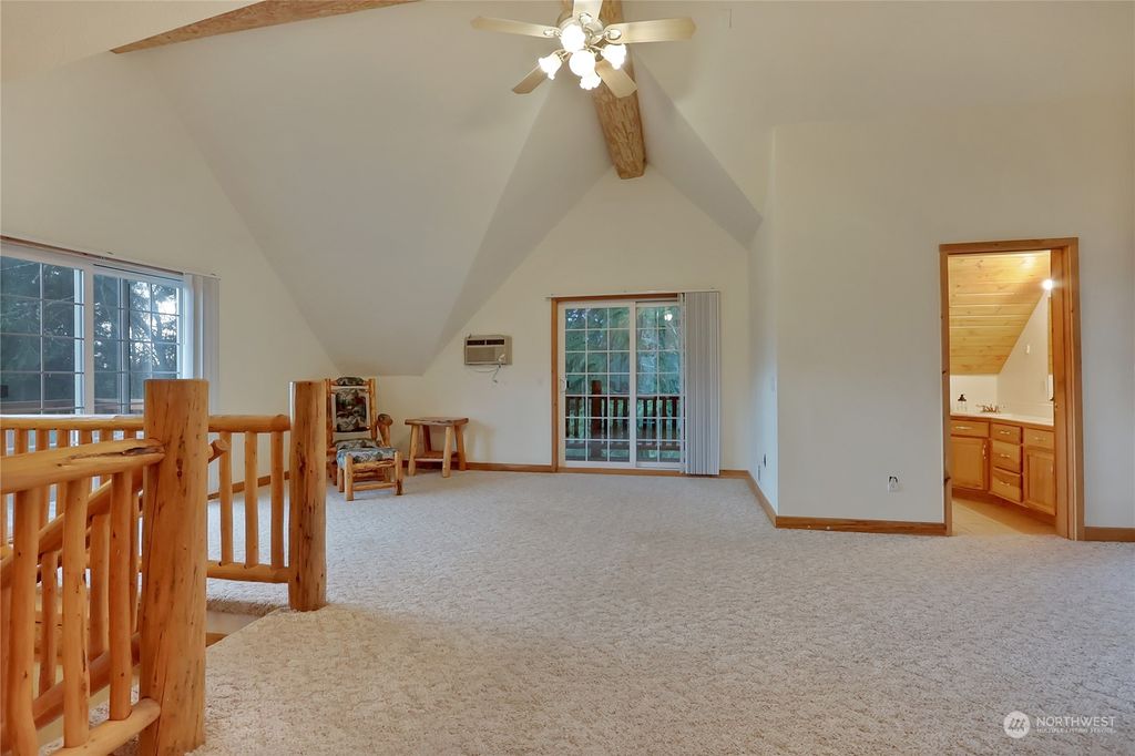 listing image 9368359337079860548