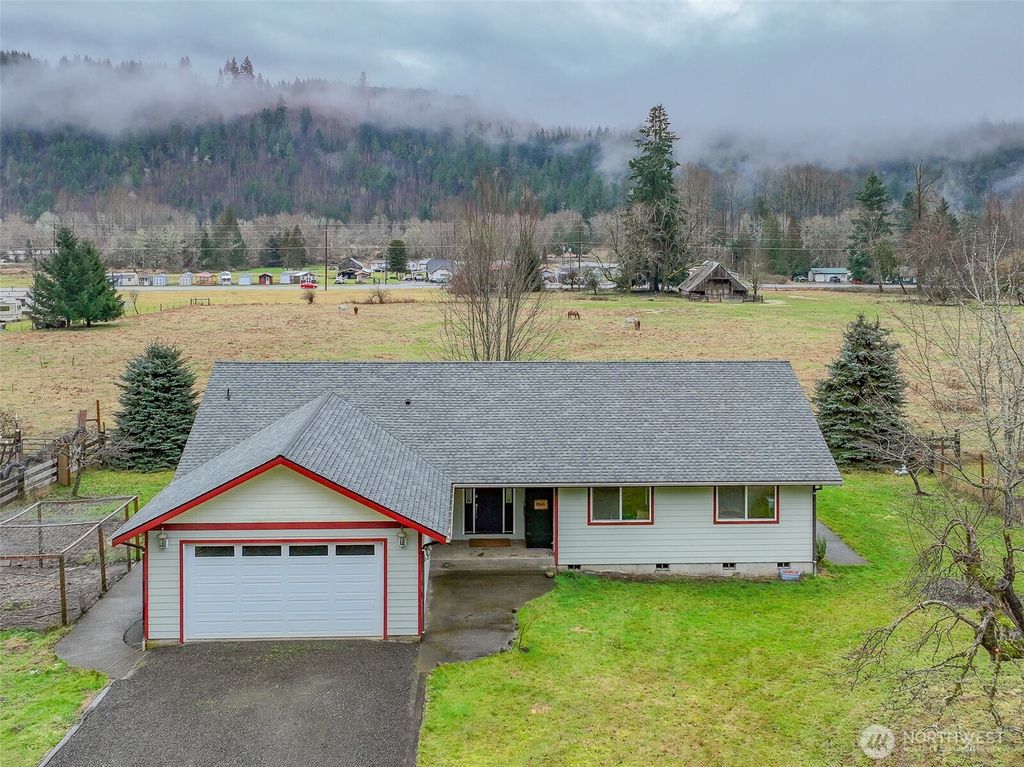 Photo of 244 Martin Road, Glenoma, WA 98336 (MLS # 2472371)