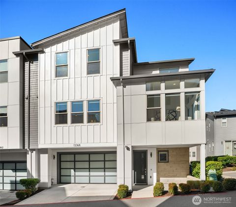 Photo of 13368 SE 68th Place, Newcastle, WA 98059 (MLS # 2447078)