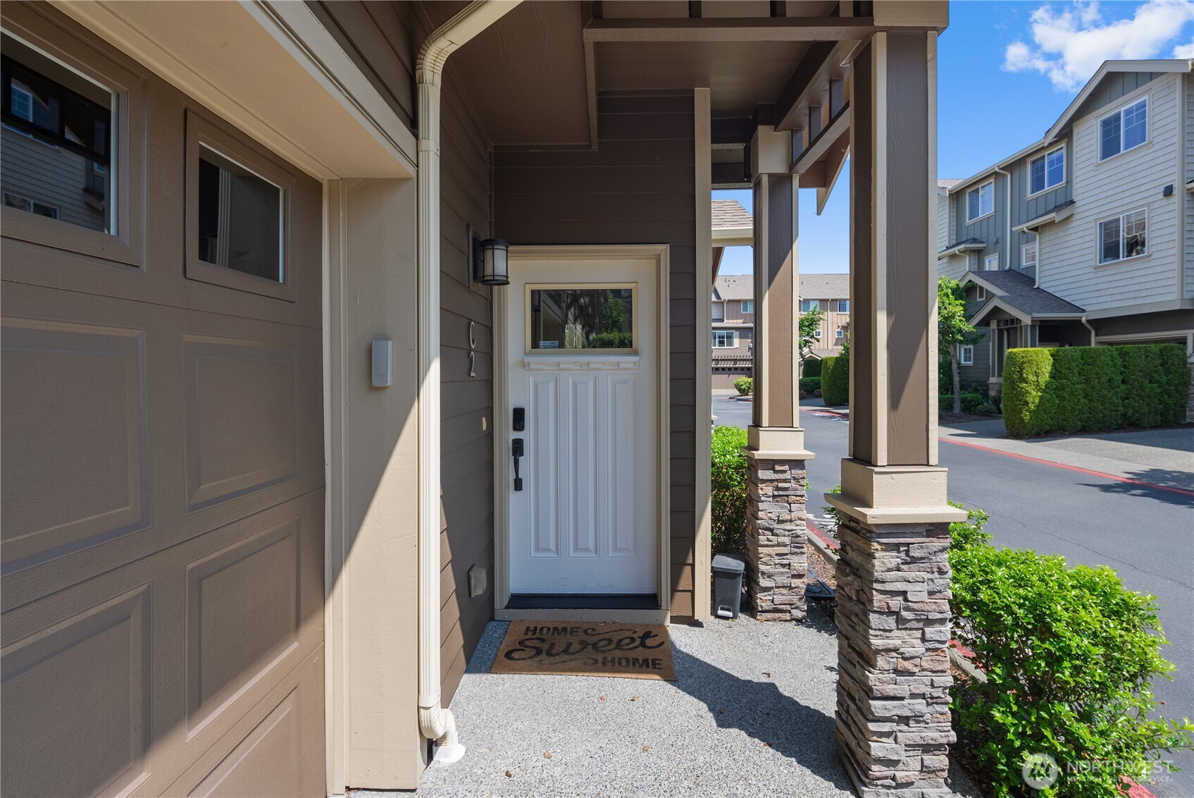 301 Chelan Place NE C2