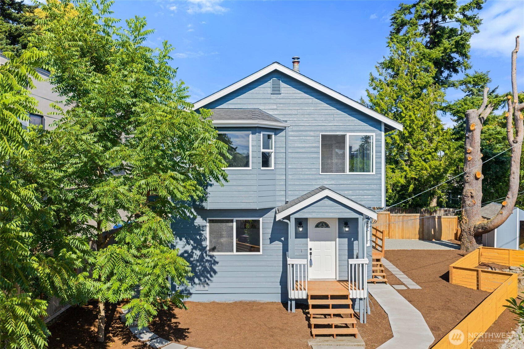 4812 33rd Avenue NE