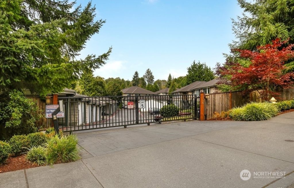 listing image 9368196925846090012