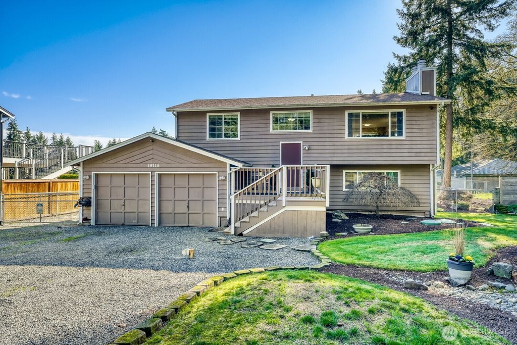 Photo of 19114 60th Street E, Lake Tapps, WA 98391 (MLS # 2475198)