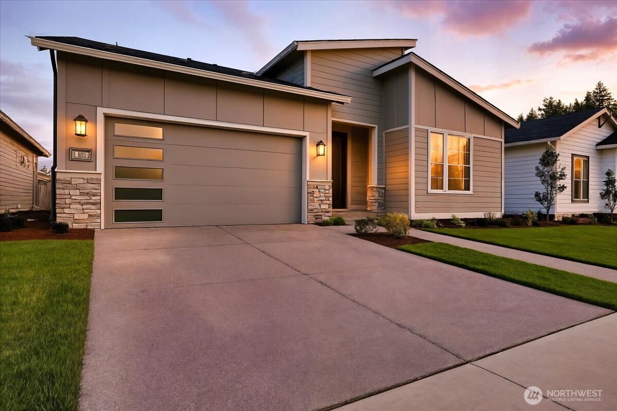 14812 206th Avenue E 2555