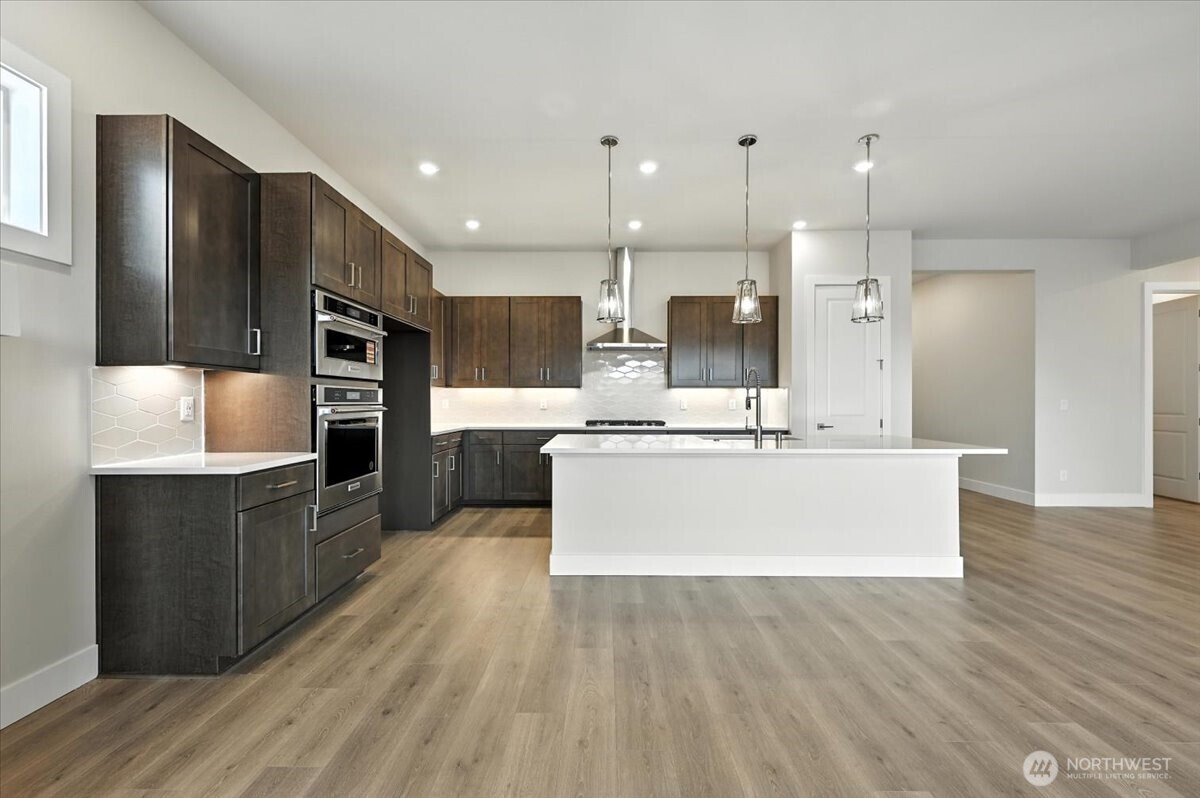 14812 206th Avenue E 2555