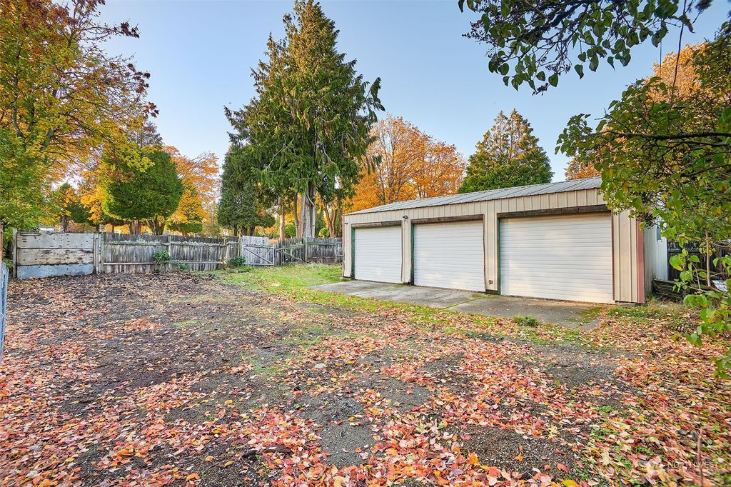 Photo of 8709 9th Avenue NW, Seattle, WA 98117 (MLS # 2178097)