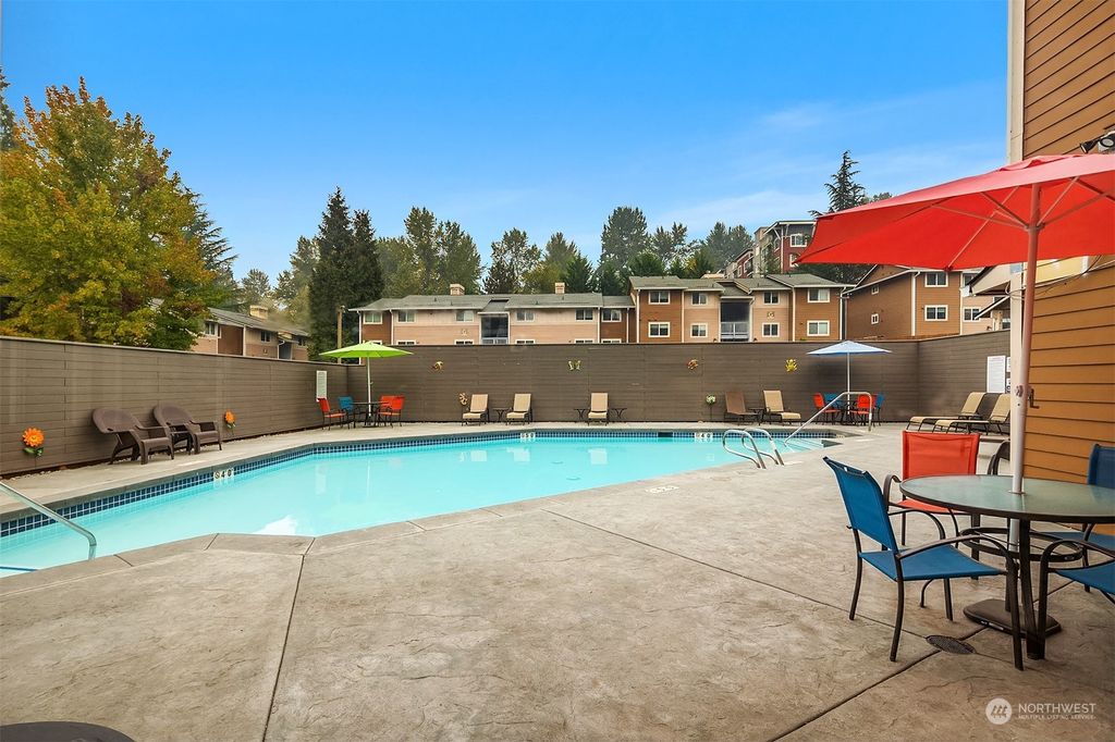 Photo of 14120 NE 181st Place #J101, Woodinville, WA 98072 (MLS # 2011029)