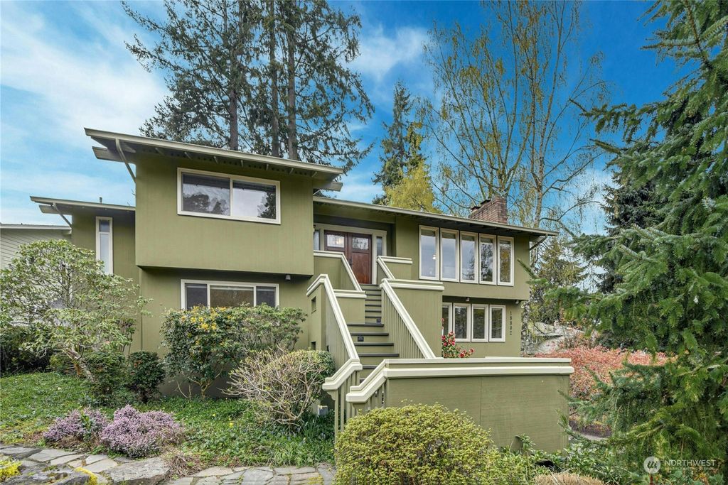 Photo of 18802 92nd Avenue W, Edmonds, WA 98020 (MLS # 2220633)