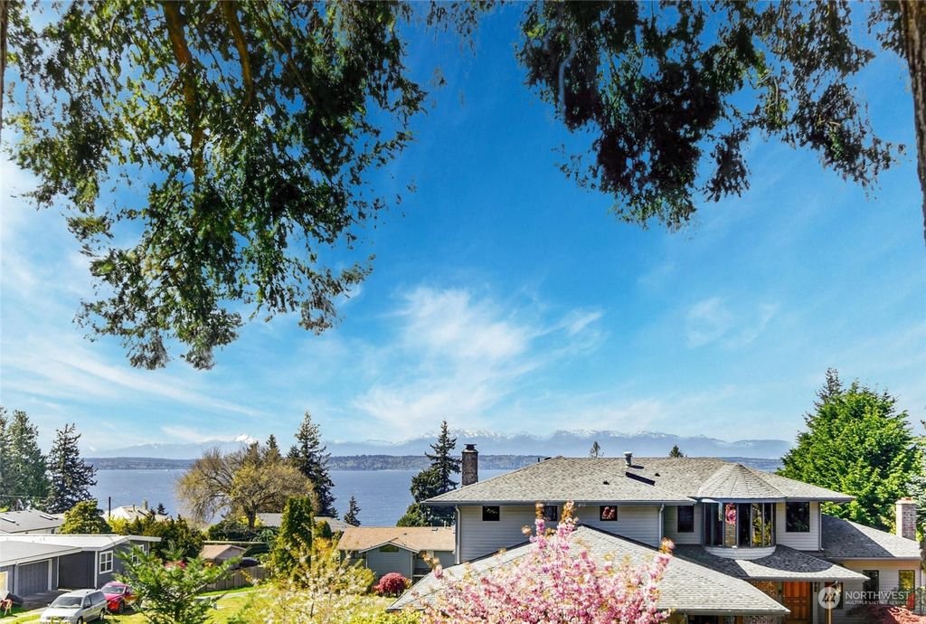 Photo of 18802 92nd Avenue W, Edmonds, WA 98020 (MLS # 2220633)