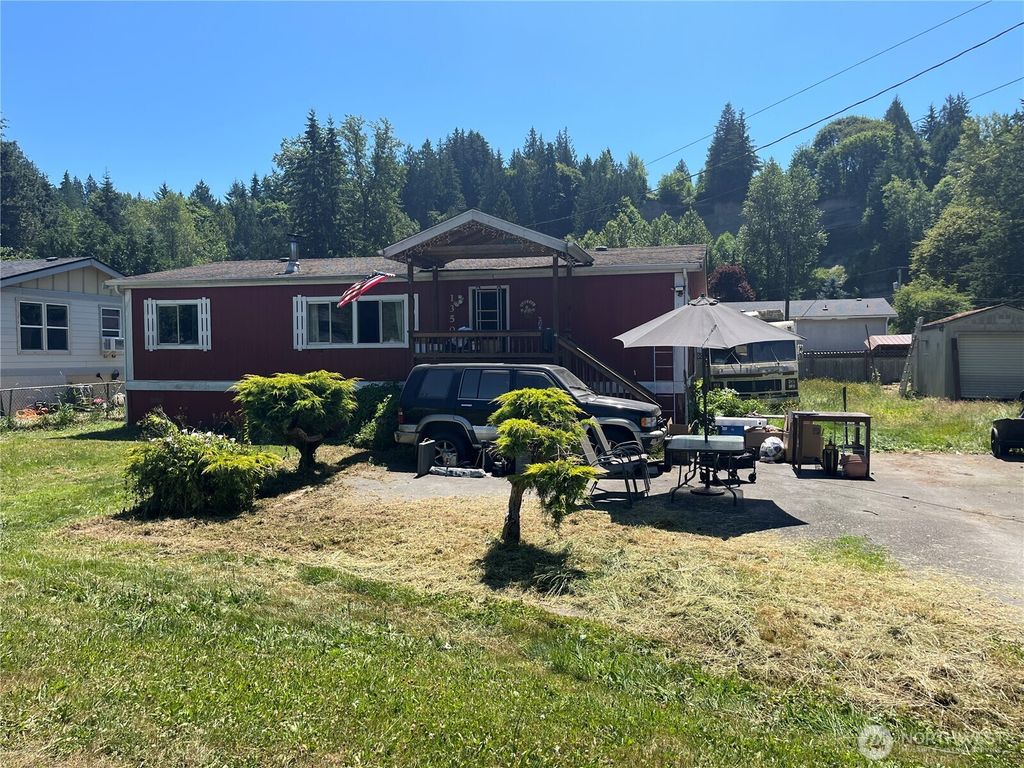 Photo of 13506 Meadow Drive, Snohomish, WA 98290 (MLS # 2401598)